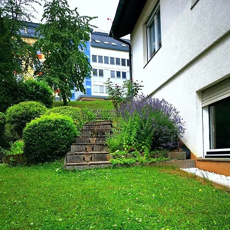 Milonia 2 *